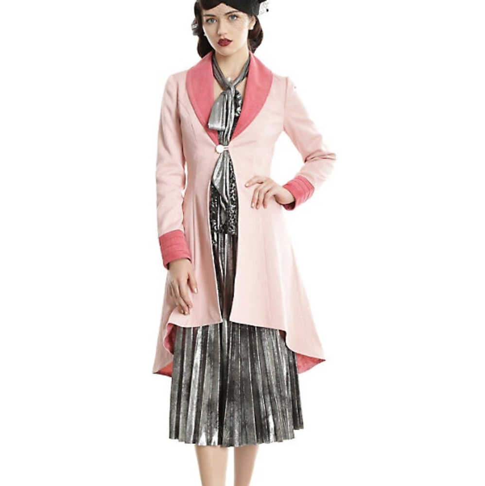 Queenie pink coat Fantastical Beasts Hot Topic